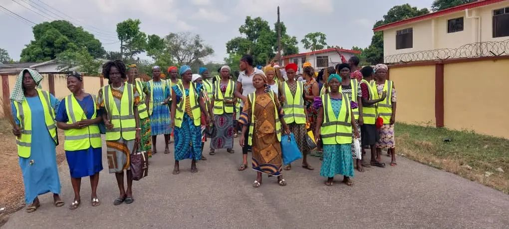 Ondo aged street sweepers protest four months unpaid stipend