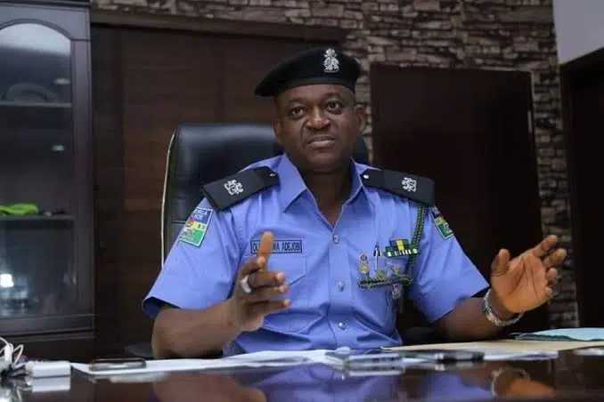 Cops who asked Lagos motorist for tinted glass permit identified