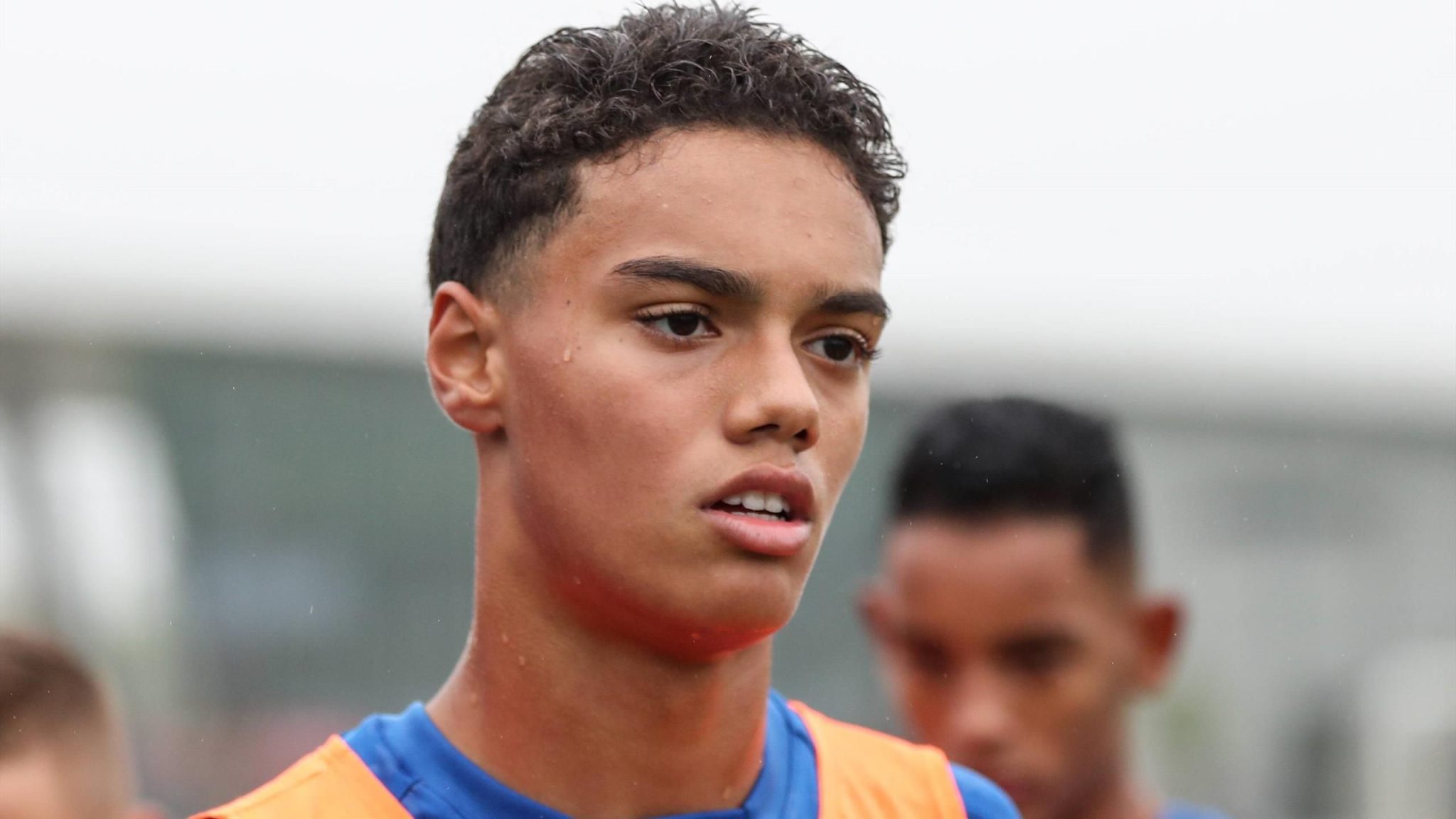 Ronaldinho’s Son João Mendes Makes High-Profile Move to Burnley from Barcelona